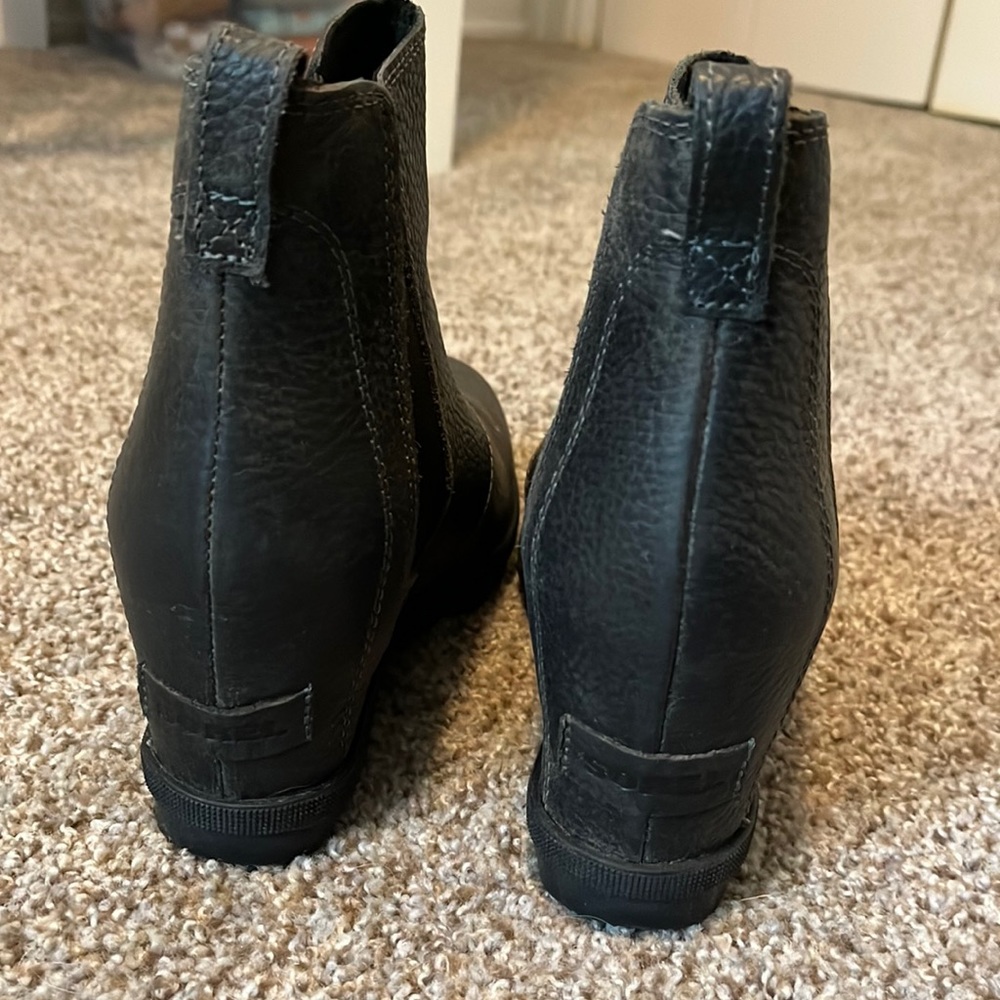 Sorel Booties - Picture 2 of 3